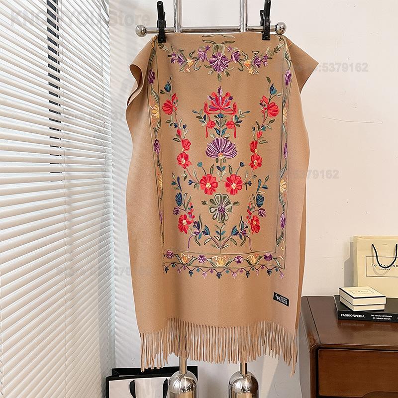 Kadın Retro Çiçek Nakış Çift T - Go Ethnic Fashion incelemesi ve fiyatı