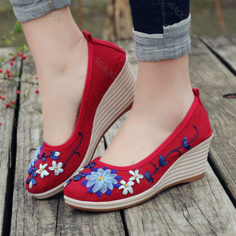 İşlemeli Kadın Konforlu Platfo - Ethnic Fashion In incelemesi ve fiyatı